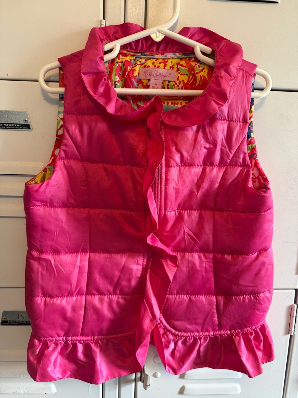 Lilly Pulitzer Girls' Pink Ruffle Puffer Vest sz 6-7 fishing for compliments
